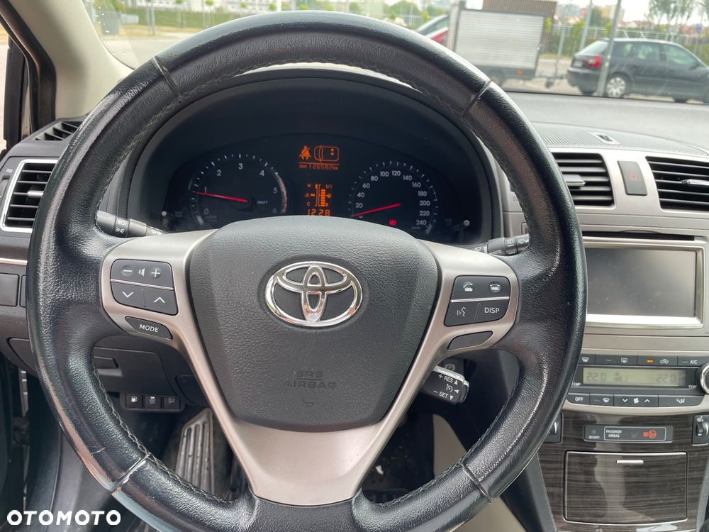 Toyota Avensis 2.0 D-4D Platinium - 6
