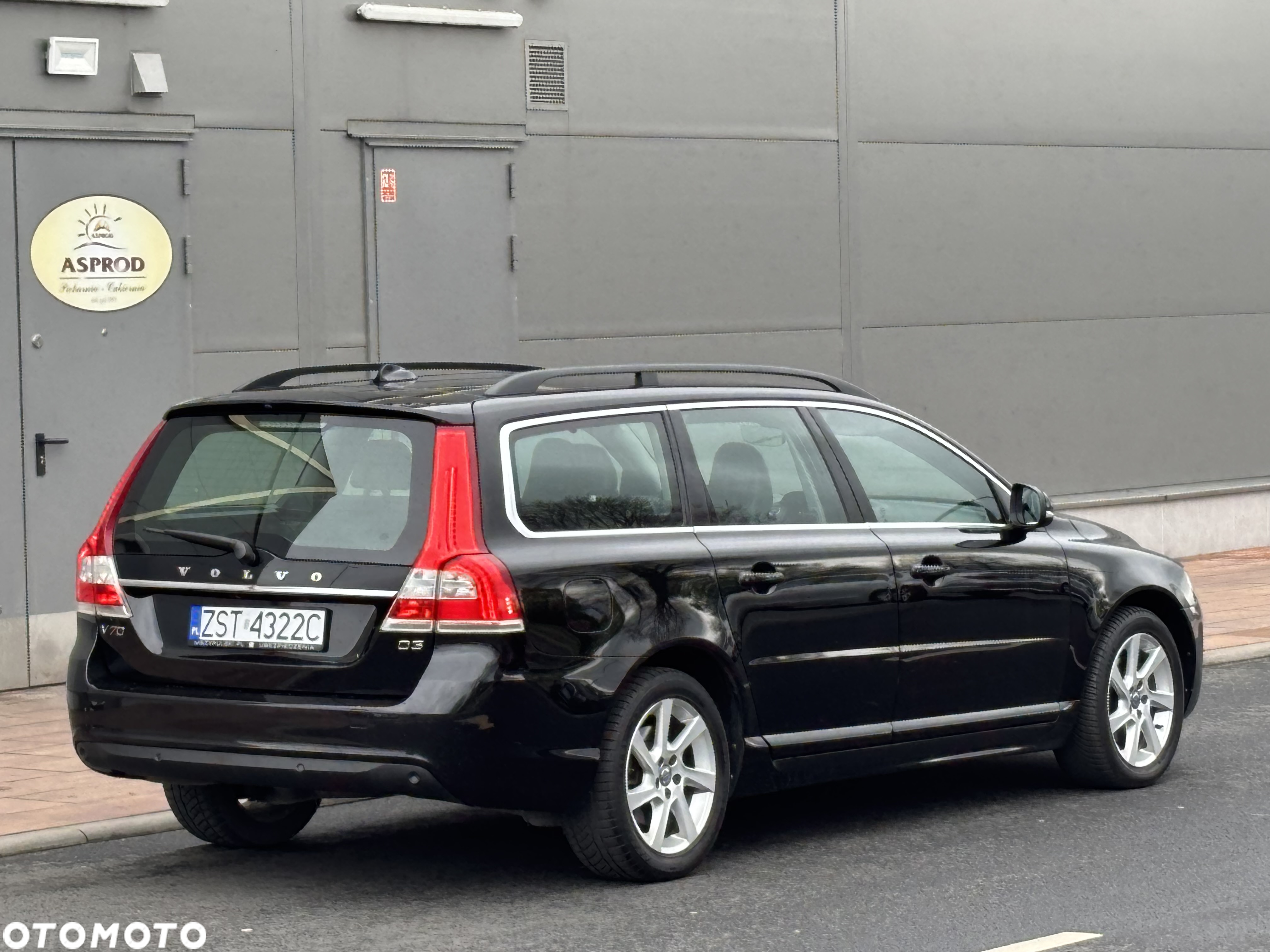 Volvo V70 D3 Geartronic Momentum - 10