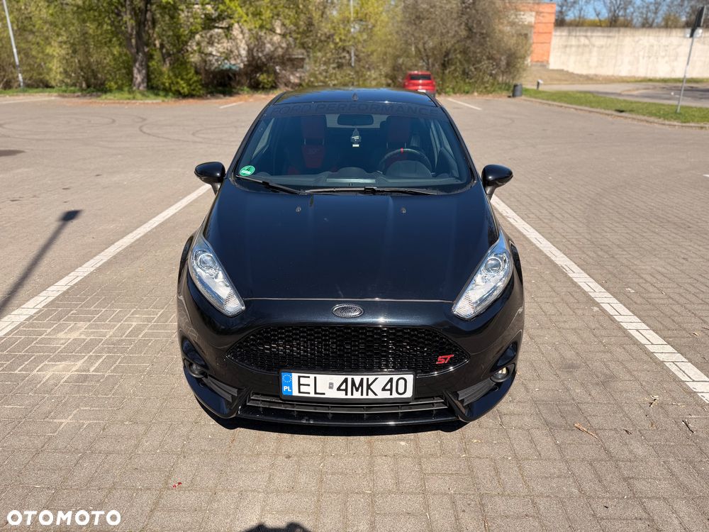 Ford Fiesta 1.6 EcoBoost ST - 9