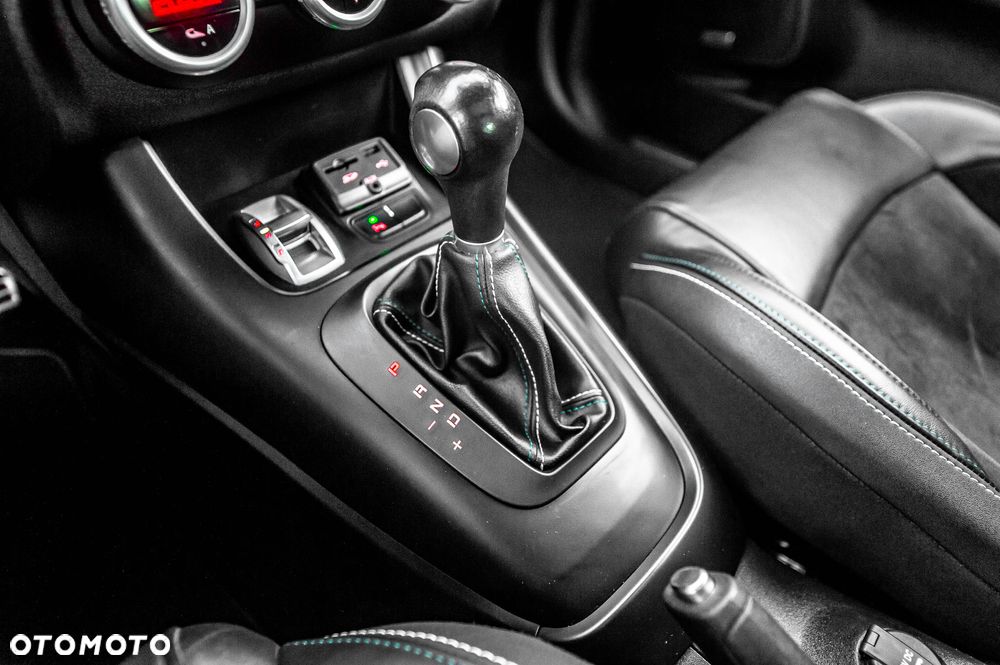 Alfa Romeo Giulietta 1.8 TBi 16V TCT Quadrifoglio Verde - 31