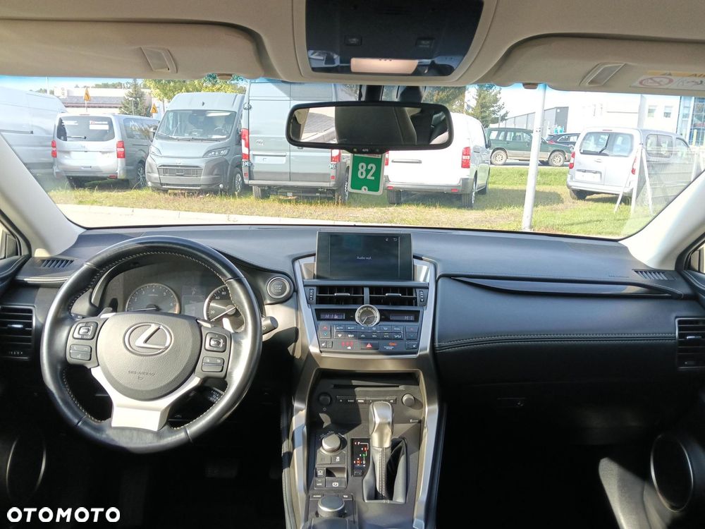 Lexus NX 200t Elite AWD - 2
