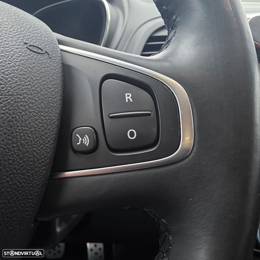 Renault Captur 1.2 TCe Exclusive - 21