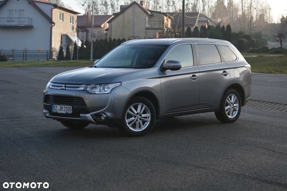 Mitsubishi Outlander - 20