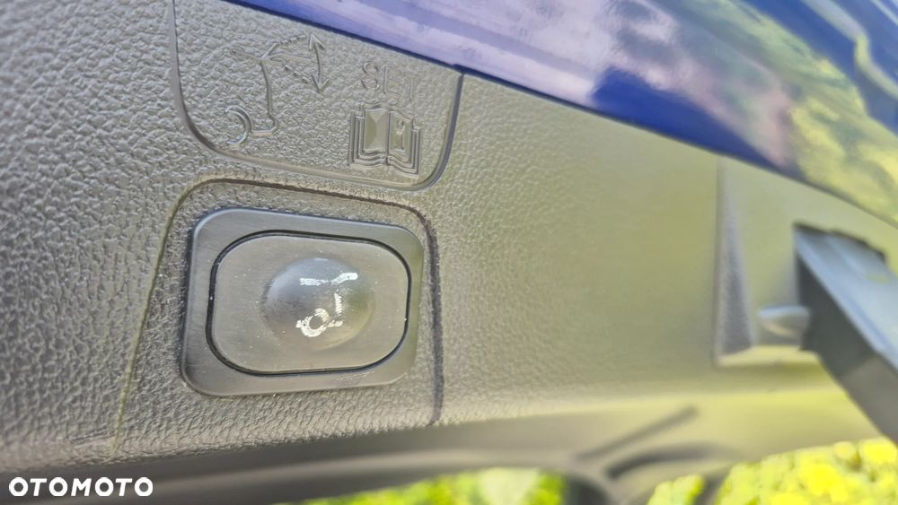 Ford C-MAX 2.0 TDCi Start-Stop-System Titanium - 18