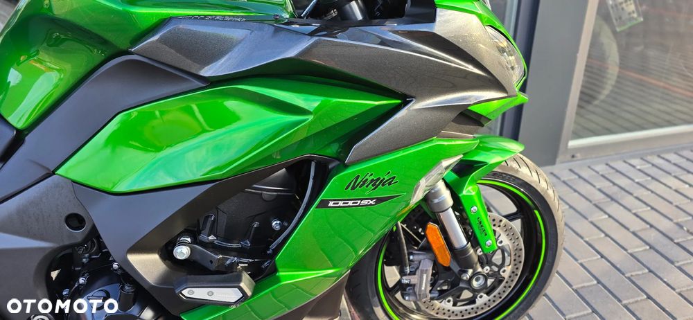 Kawasaki Ninja 1000 SX - 10