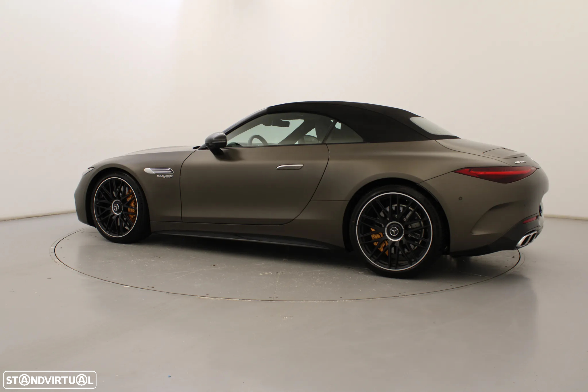 Mercedes-Benz SL 63 AMG 4Matic+ - 12