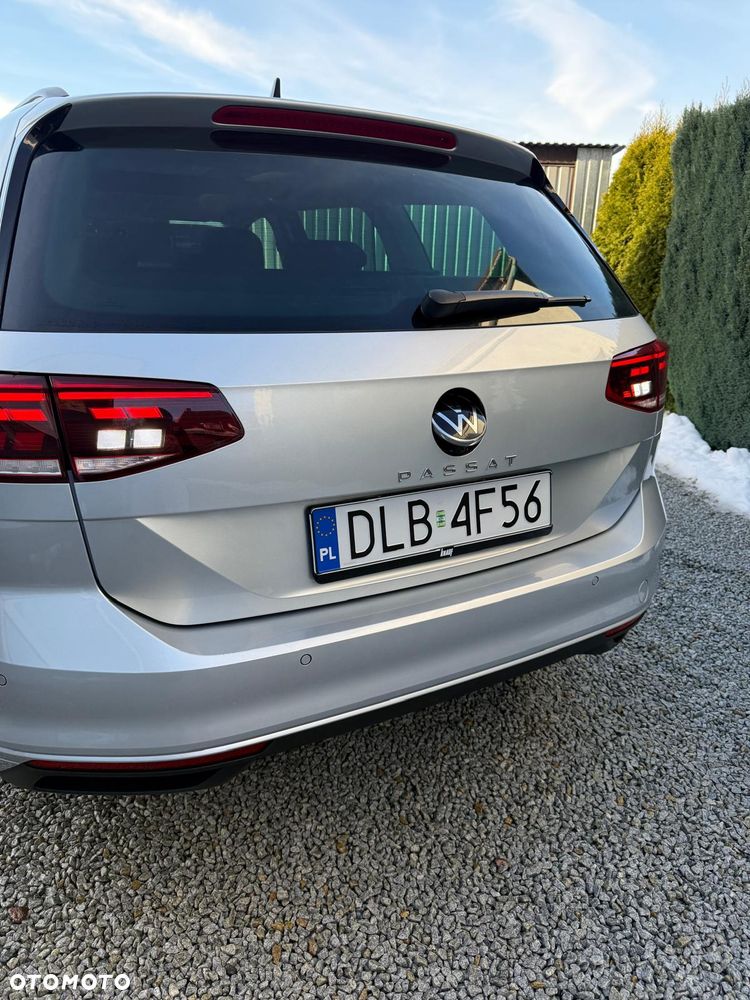 Volkswagen Passat 2.0 TDI SCR DSG - 9