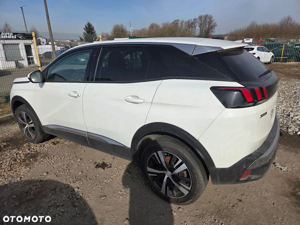 Peugeot 3008 BlueHDi 130 Stop & Start EAT8 Allure - 16