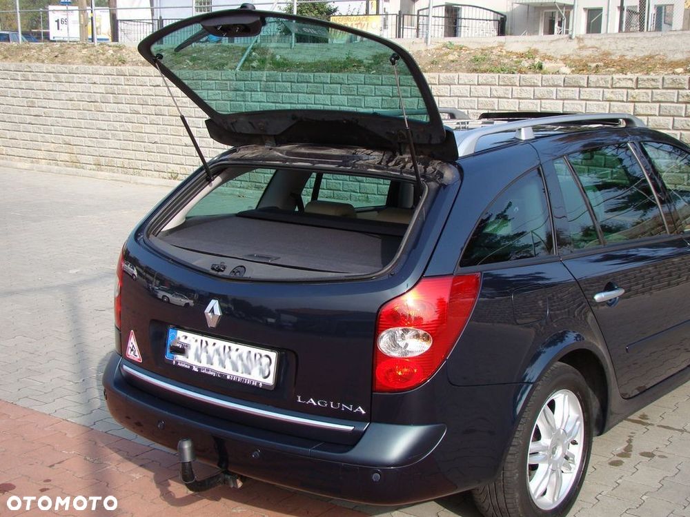 Renault Laguna 2.0 DCi Initiale - 9
