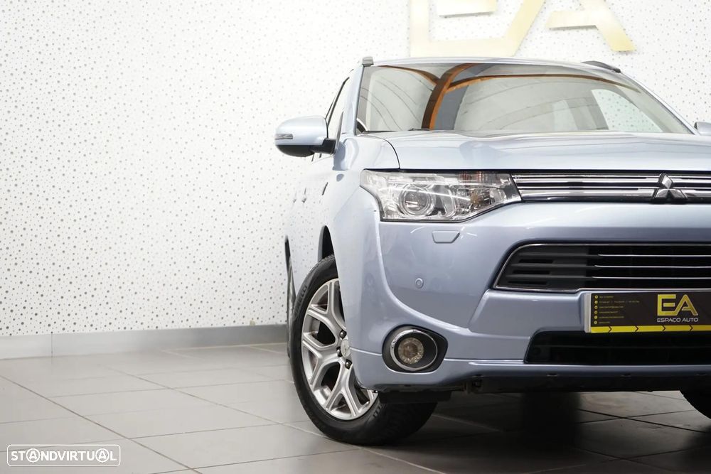 Mitsubishi Outlander 2.0 4WD - 47
