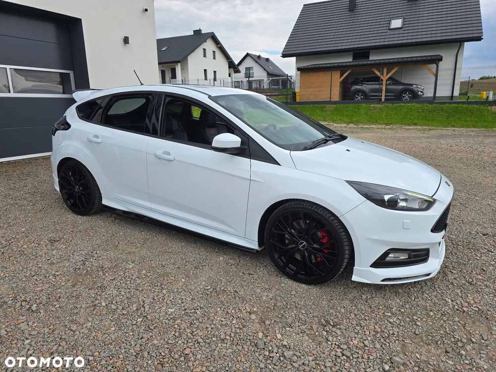 Ford Focus - 15