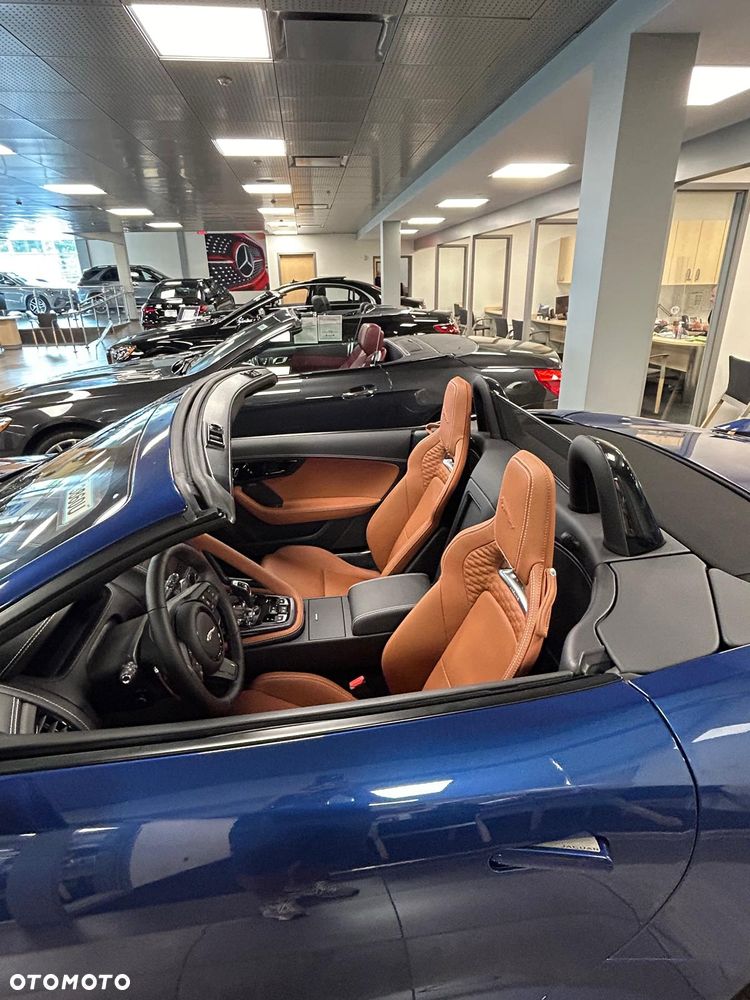 Jaguar F-Type P450 AWD R-Dynamic - 35
