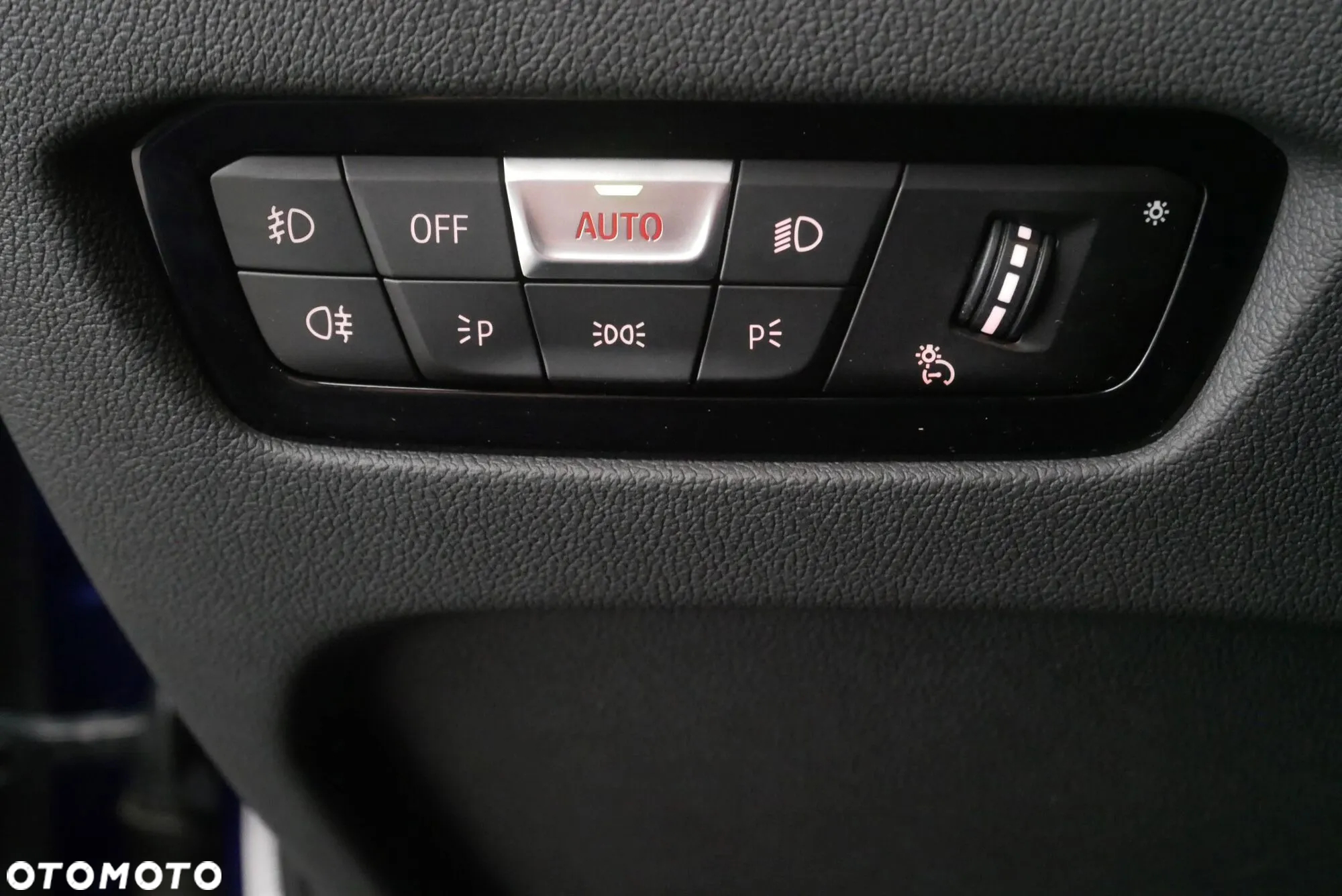 BMW Seria 3 320i M Sport sport - 38