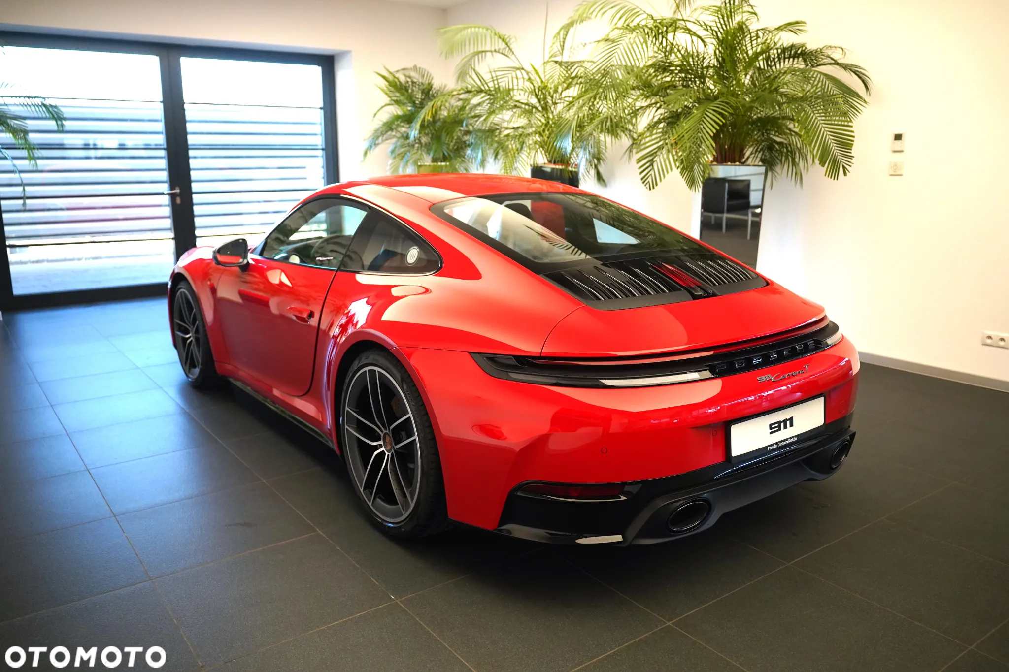 Porsche 911 Carrera T - 2
