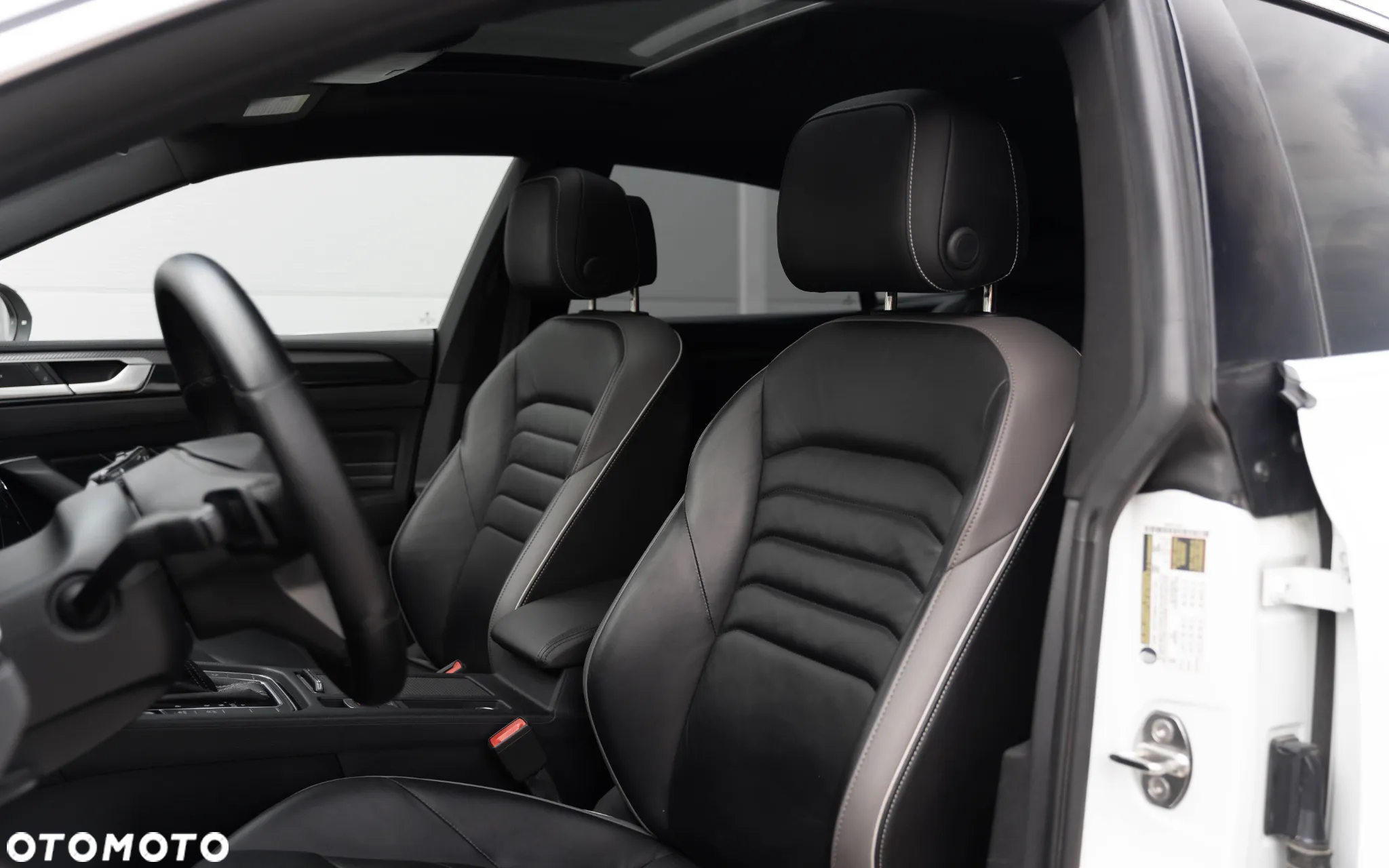 Volkswagen Arteon 2.0 TSI 4Motion R DSG - 7