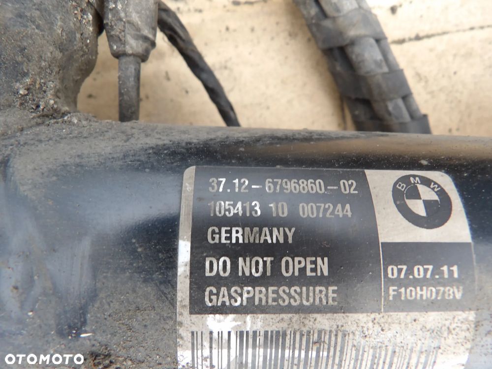 BMW - F10 - AMORTYZATORY VDC - TYŁ - PRAWY/LEWY - CENA ZA 1 SZT - 6796860  6796859 - 2