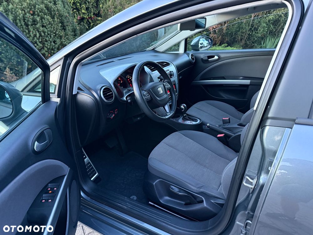 Seat Leon 1.6 TDI DPF DSG Style - 22