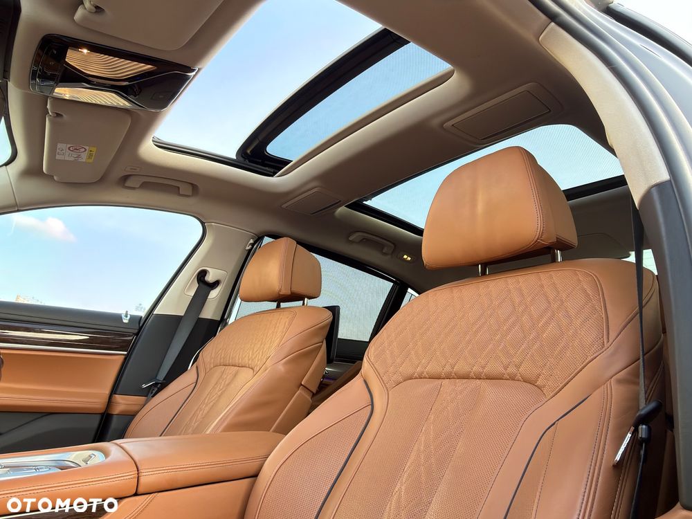 BMW Seria 7 - 24
