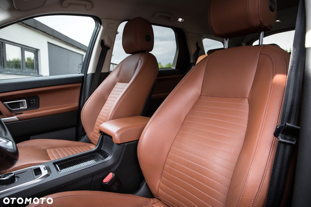 Land Rover Discovery - 16