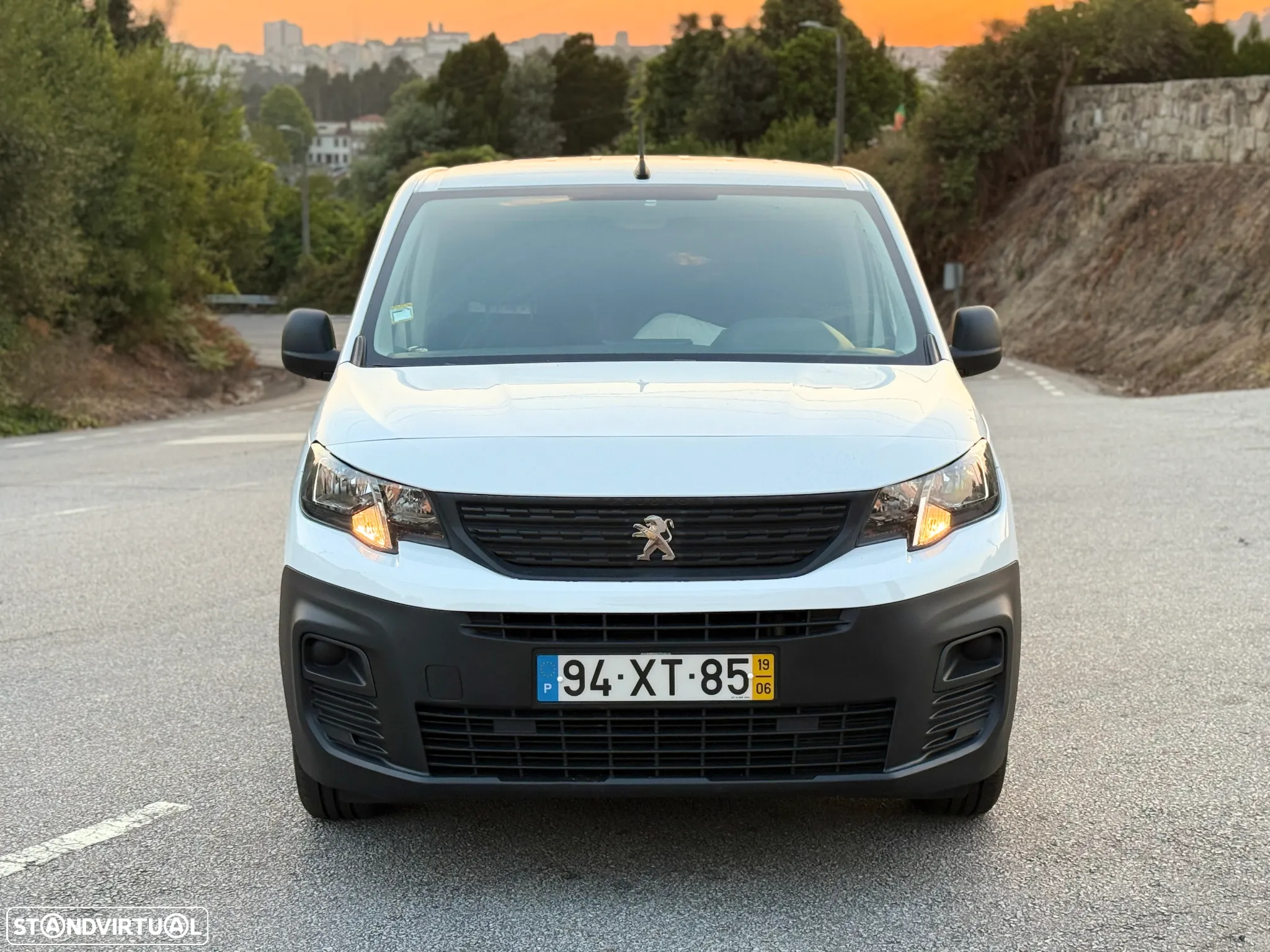 Peugeot Partner 1.6 Hdi 3 Lug c/IVA - 2