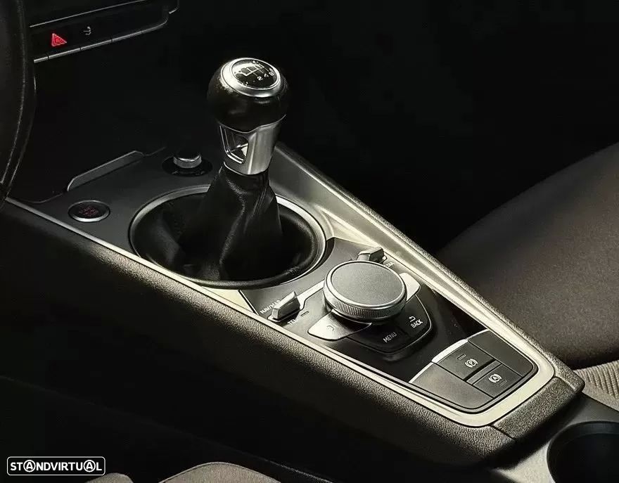 Audi TT Coupé 2.0 TDI - 33