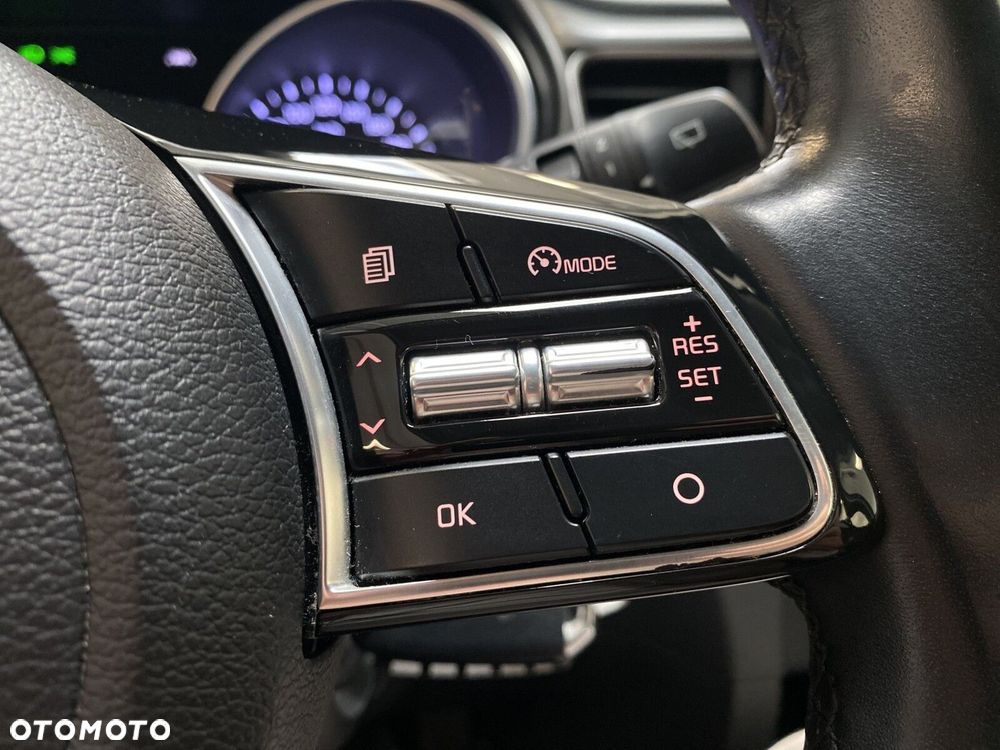 Kia Ceed - 21