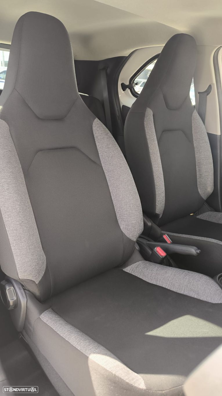 Toyota Aygo X 1.0 Play - 16