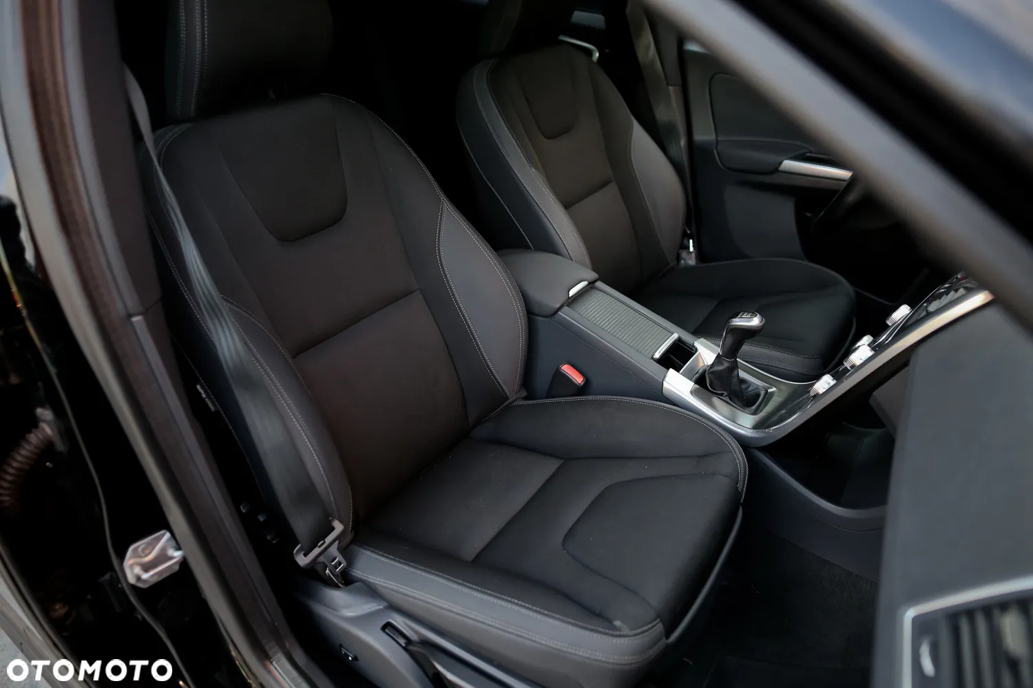 Volvo XC 60 D4 Drive-E Summum - 25