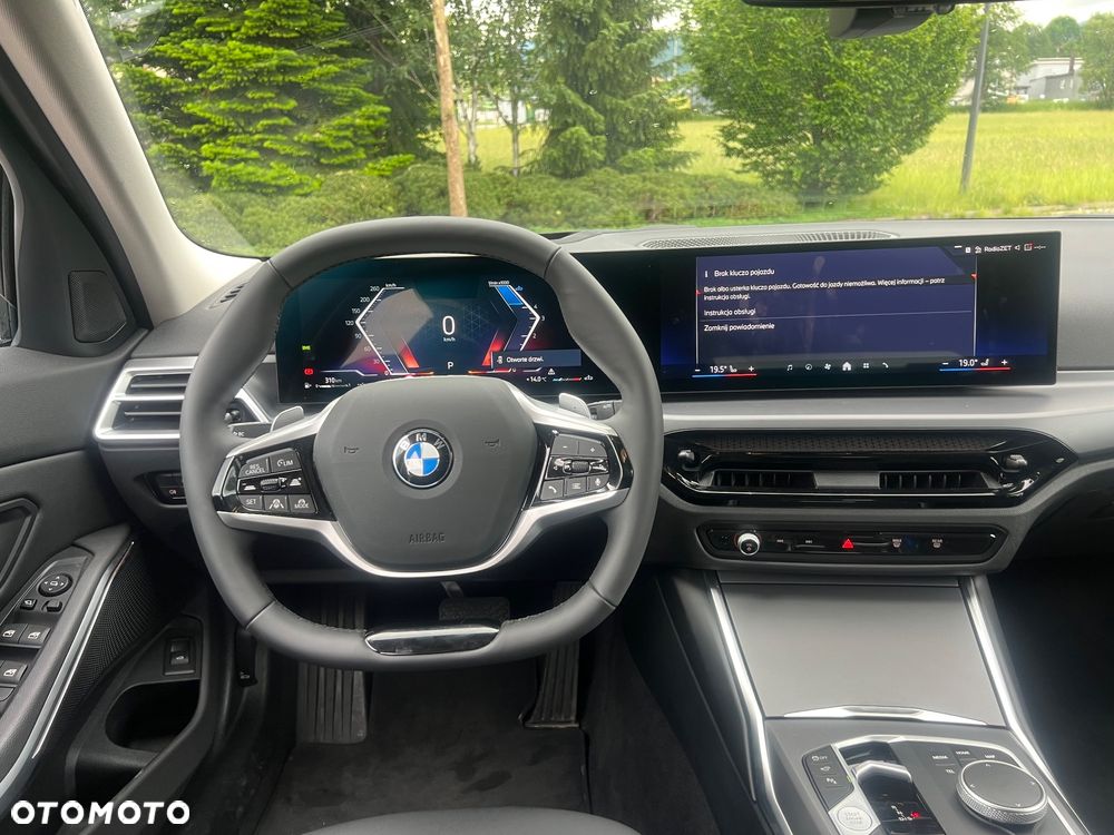 BMW Seria 3 320d xDrive Sport Line - 35