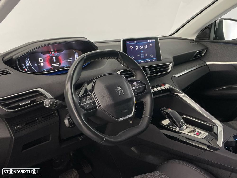 Peugeot 3008 1.2 PureTech Allure EAT6 - 17