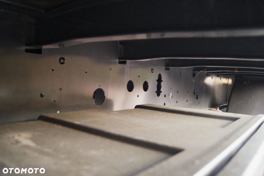 Wielton STANDARD OŚ PODNOSZONA SAF I DACH BARDZO ŁADNA - 8