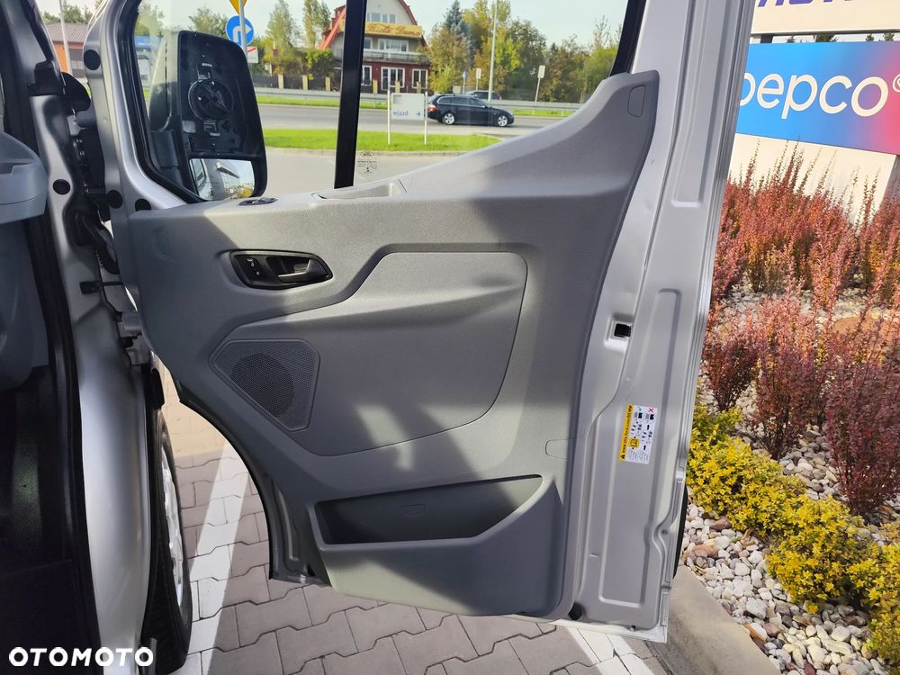 Ford Transit - 29