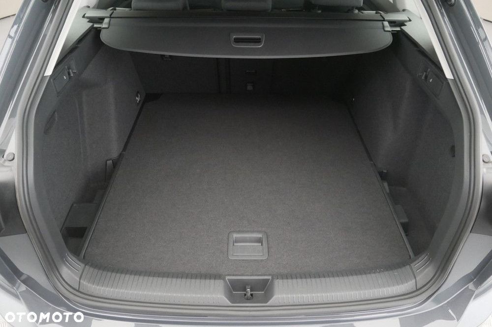 Volkswagen Golf Variant 2.0 TDI Life - 16