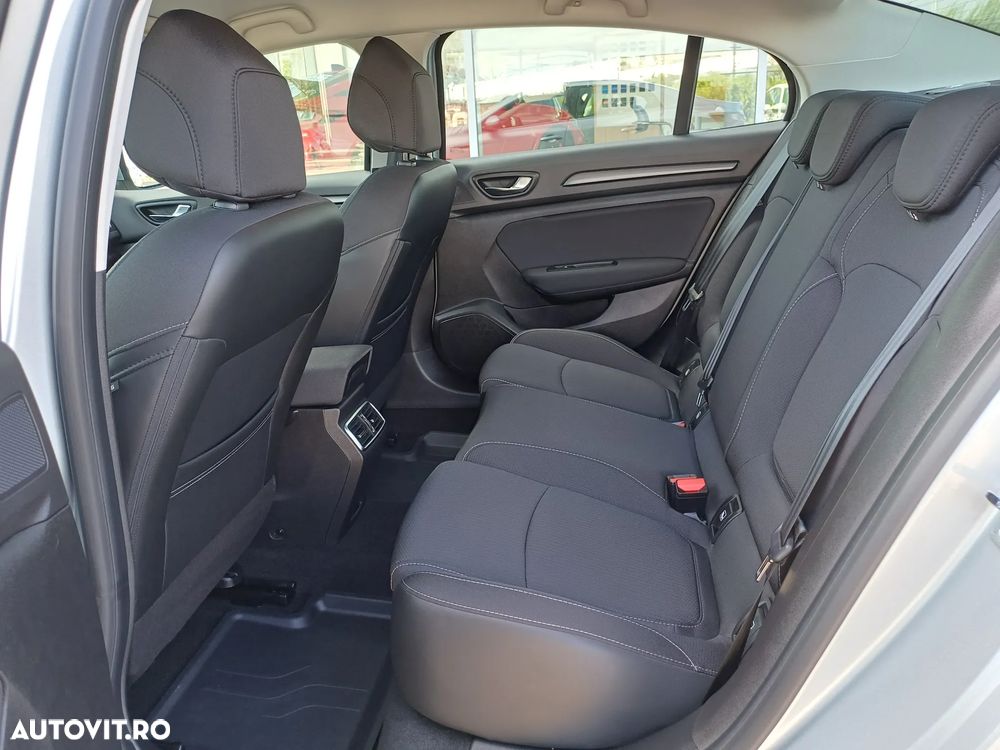 Renault Megane TCe 140 GPF Zen - 12