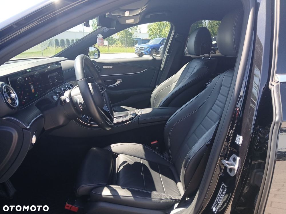 Mercedes-Benz Klasa E 300 de Avantgarde - 14