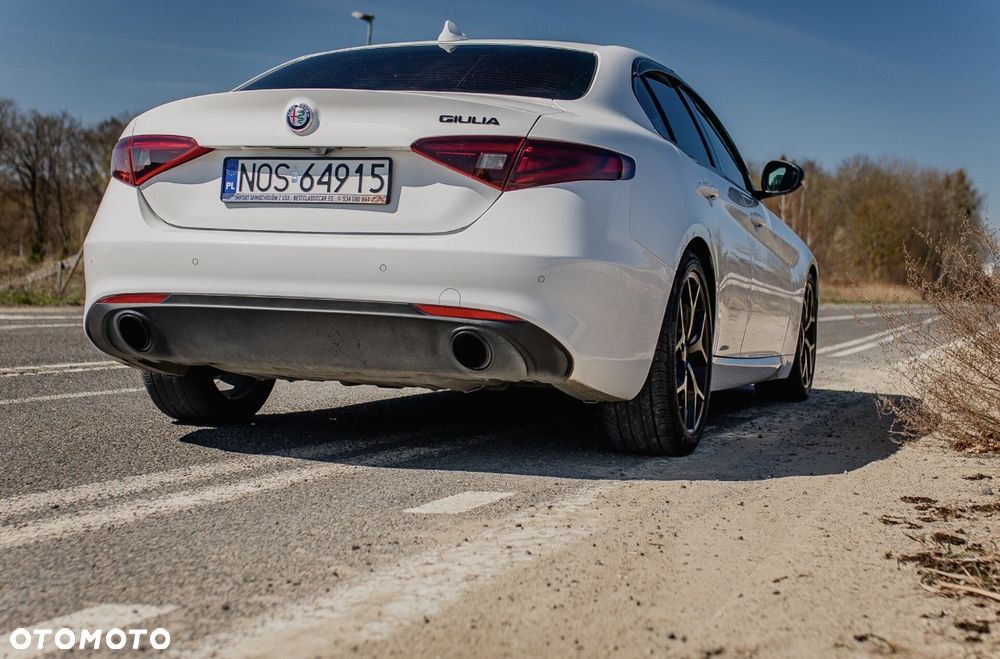 Alfa Romeo Giulia - 29