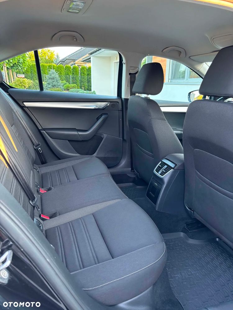 Skoda Octavia 1.6 TDI Ambition - 6
