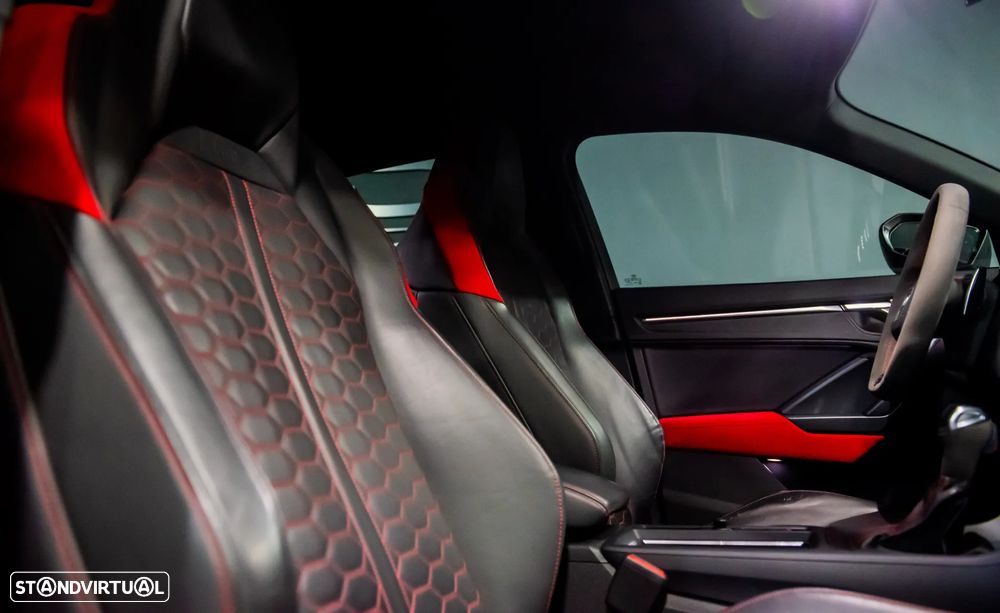 Audi RS Q3 Sportback 2.5 TFSI quattro S tronic - 34