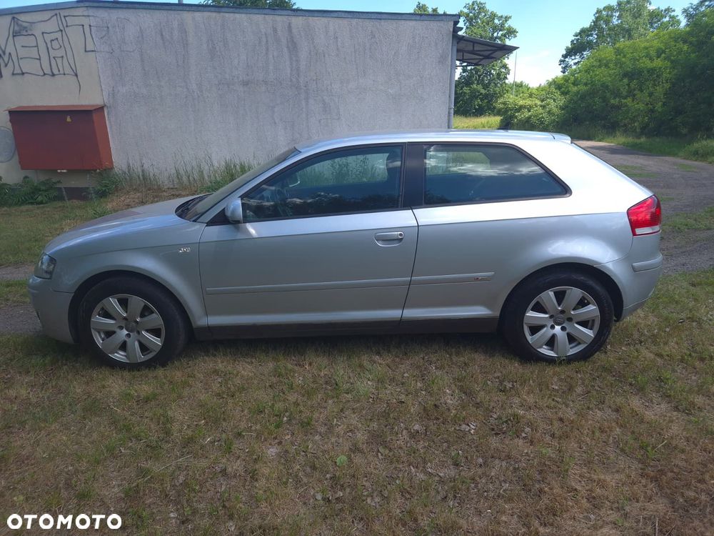 Audi A3 3-drzwiowe 1.9 TDI S Line Sportpaket plus - 8
