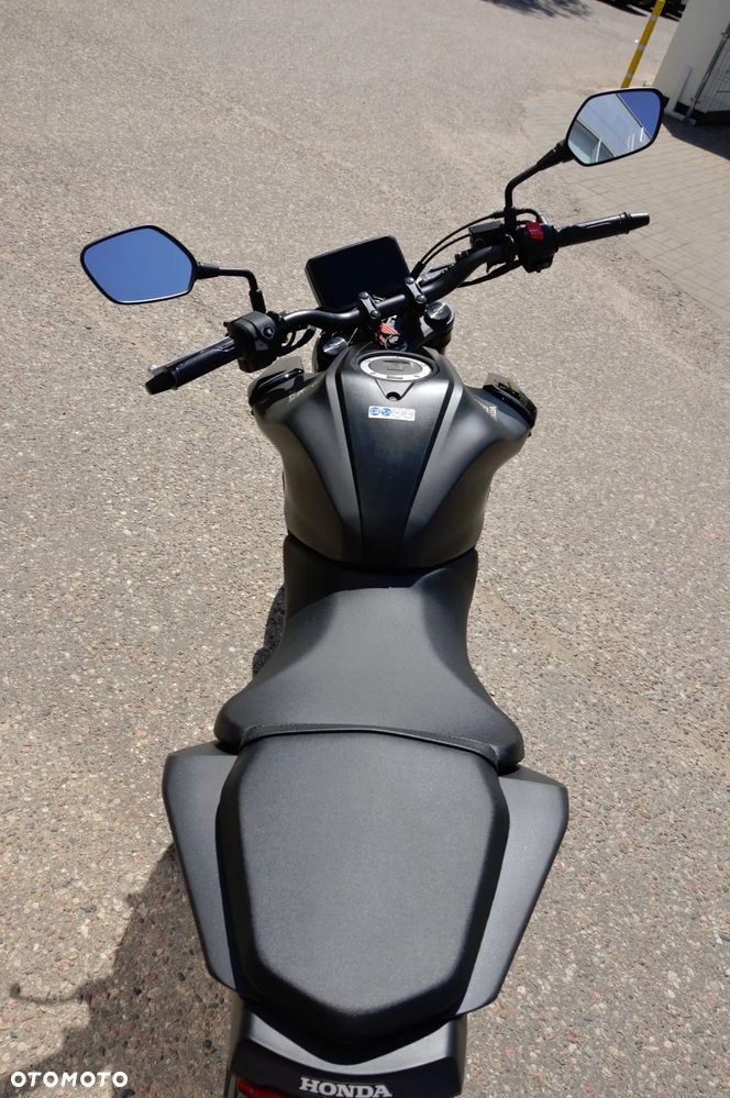 Honda CB - 9