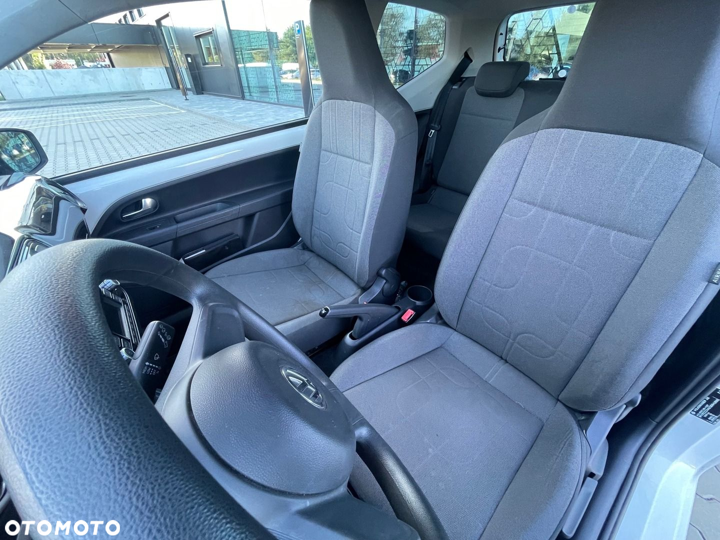Volkswagen up! - 8