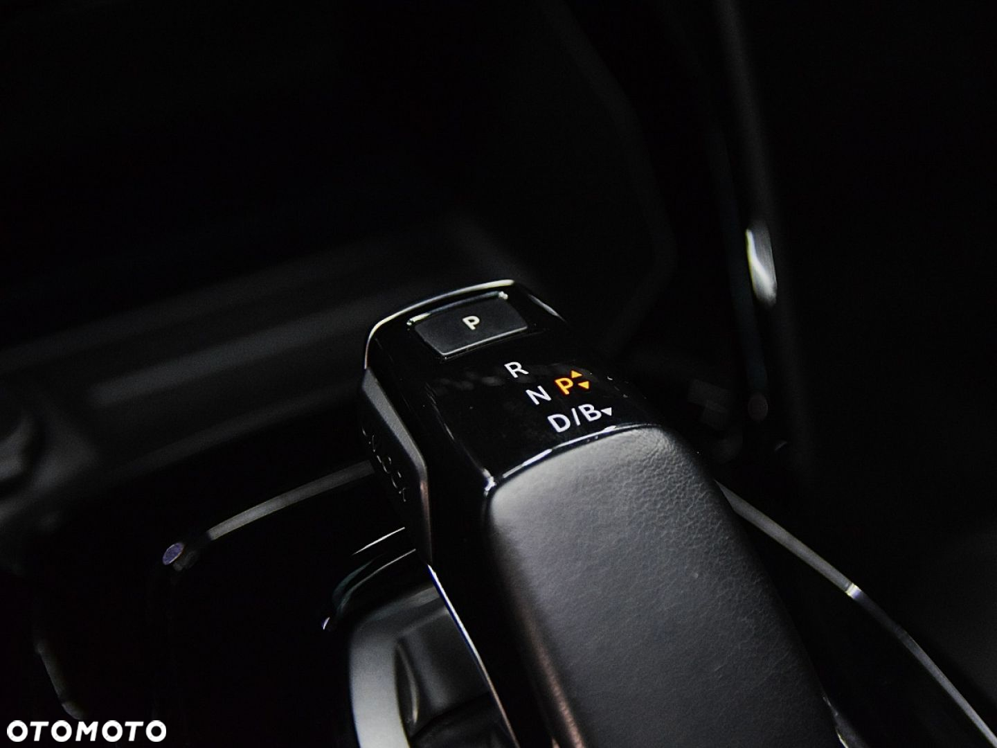 Peugeot 208 - 22