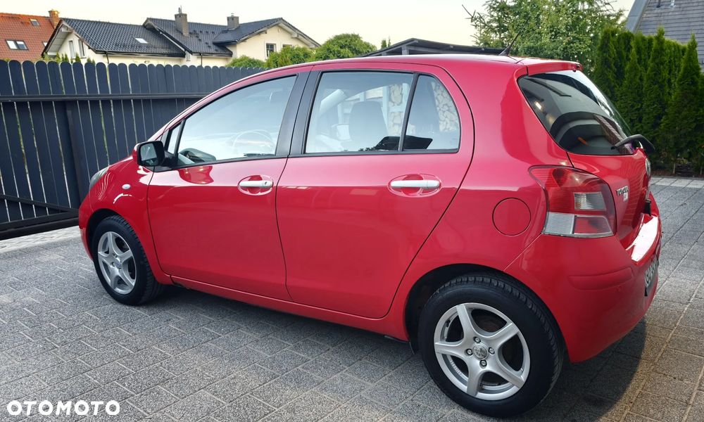 Toyota Yaris 1.33 Active - 5