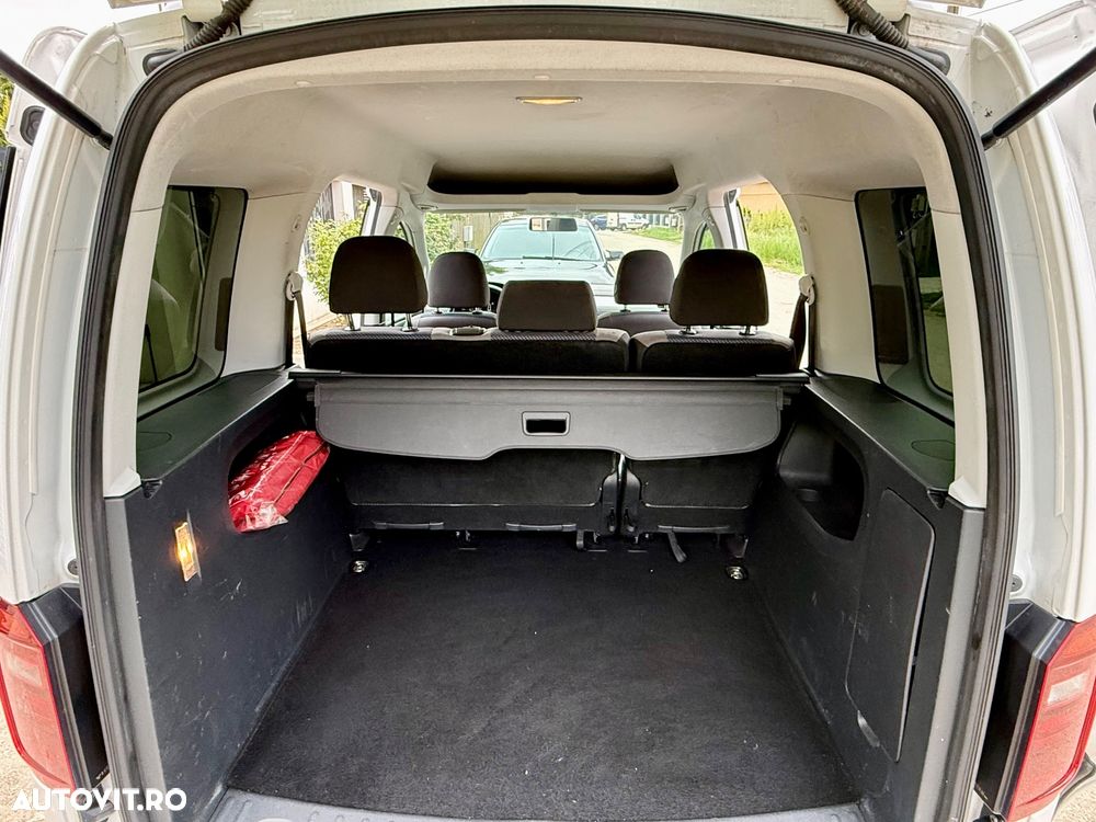 Volkswagen Caddy Maxi - 10