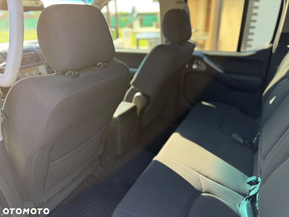 Nissan Navara 2.5 TDi Comfort / SE - 7