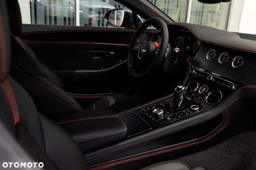 Bentley Continental GT - 8