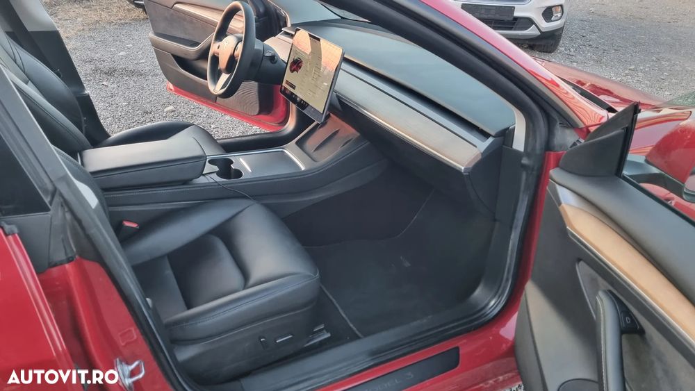 Tesla Model 3 Langstreckenbatterie Allradantrieb Dual Motor - 8