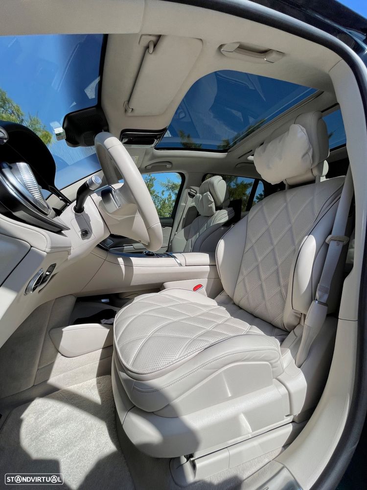 Mercedes-Benz EQS SUV Maybach 680 - 12