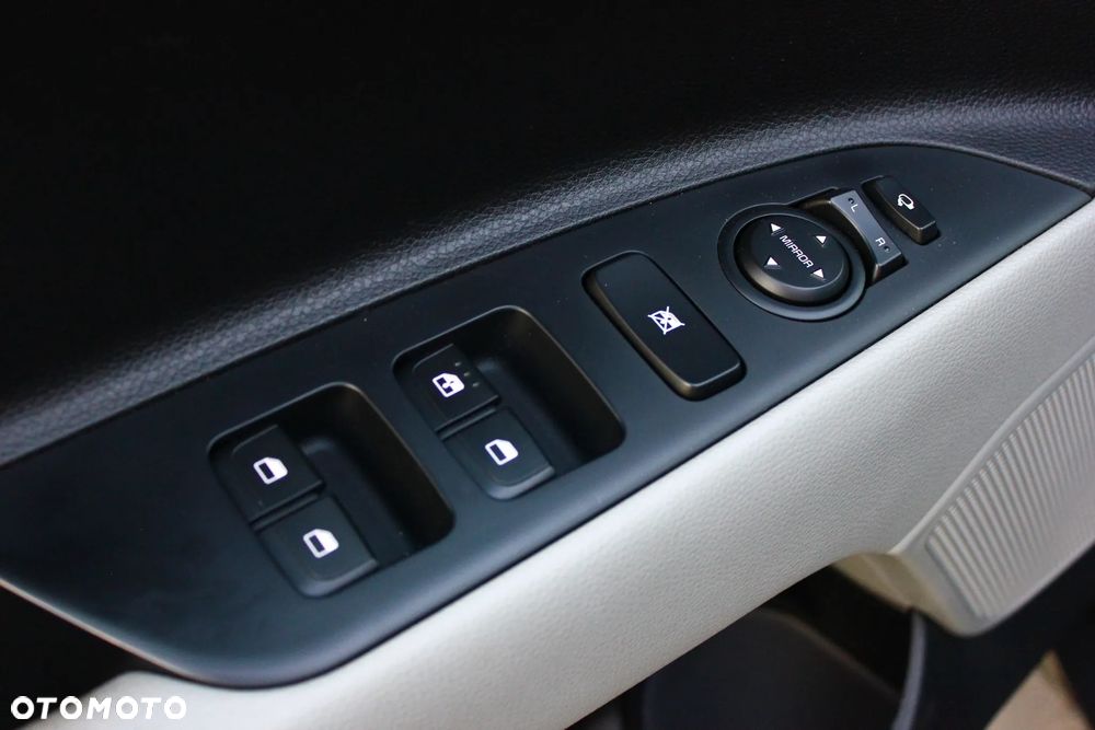 Kia Stonic 1.6 CRDi SCR XL - 33