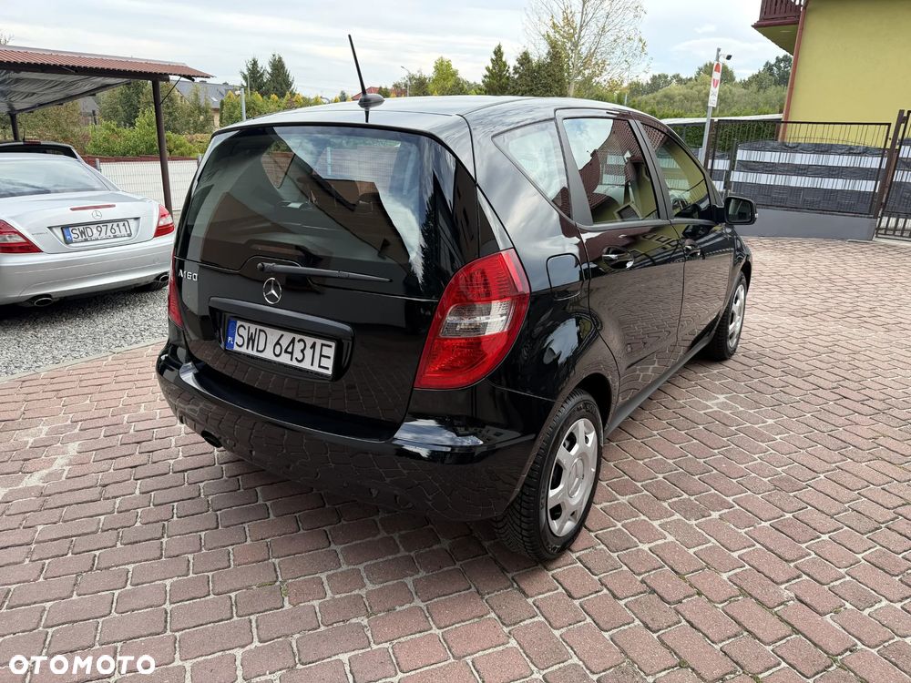 Mercedes-Benz Klasa A 150 Elegance Edition 10 - 4